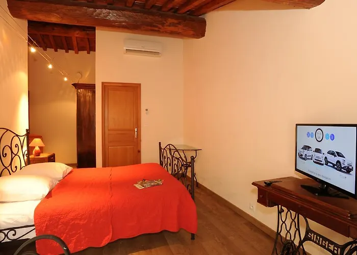 Domaine De Nidoleres Pensión 3*
